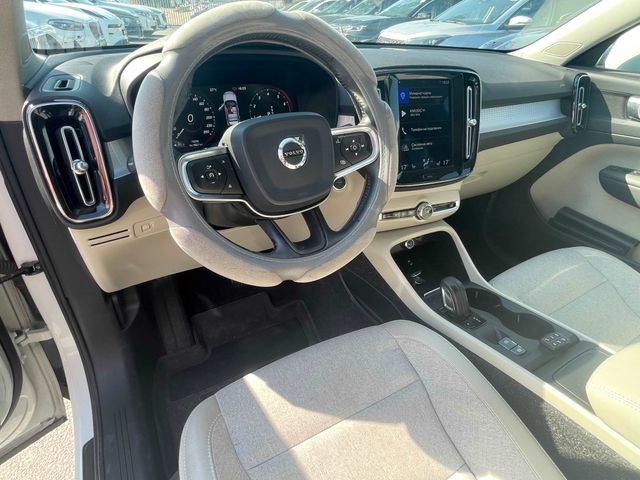 וולוו XC40