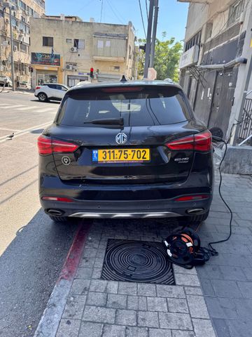 אם ג'י EHS PHEV