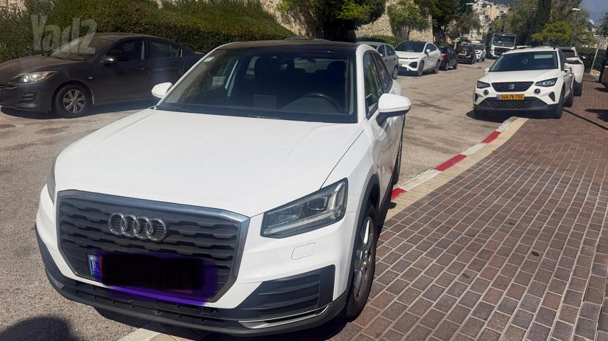 אאודי Q2