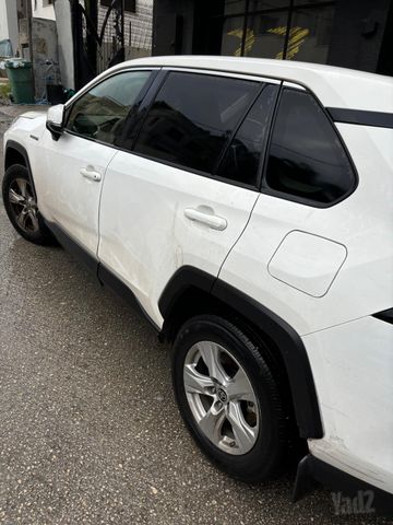 טויוטה RAV4