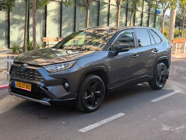 מודעת רכב טויוטה RAV4