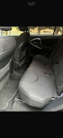 טויוטה RAV4