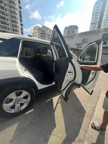 טויוטה RAV4