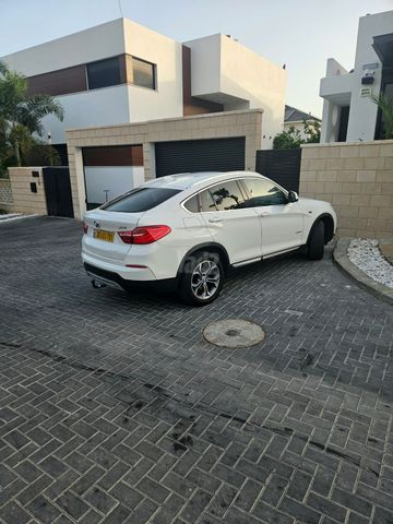 ב מ וו X4