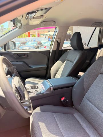 טויוטה RAV4