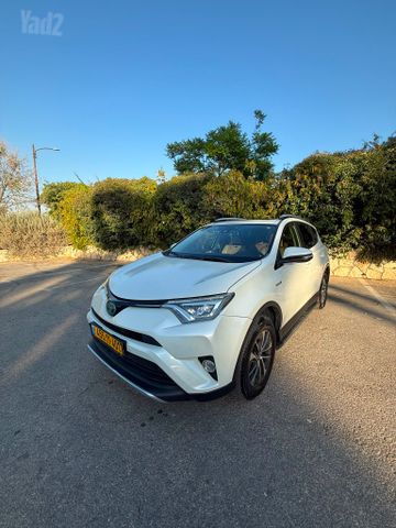 מודעת רכב טויוטה RAV4
