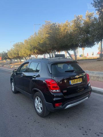 שברולט טראקס