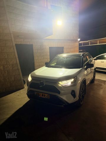 מודעת רכב טויוטה RAV4