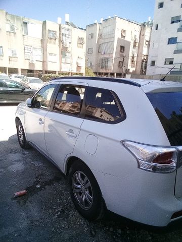 מודעת רכב מיצובישי אאוטלנדר