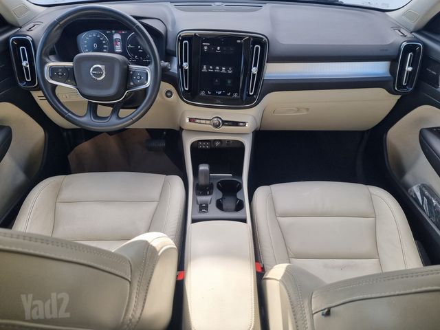 וולוו XC40