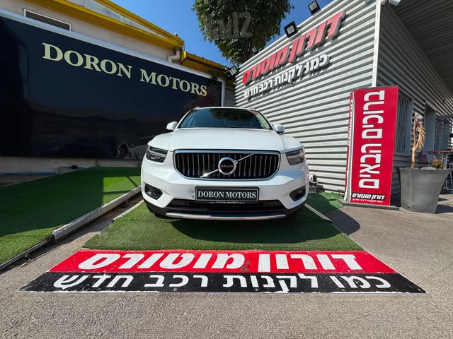 וולוו XC40