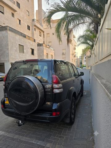 מודעת רכב טויוטה לנד קרוזר