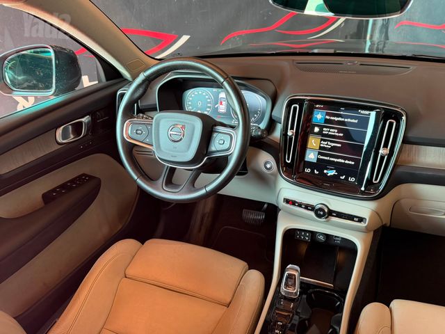וולוו XC40