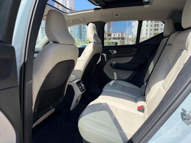 וולוו XC40