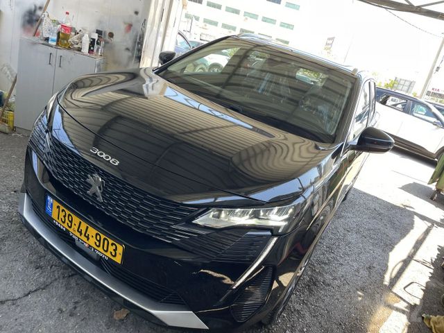 פיג'ו 3008