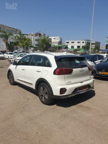 קיה נירו