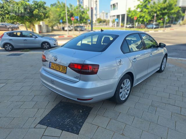 פולקסווגן ג'טה