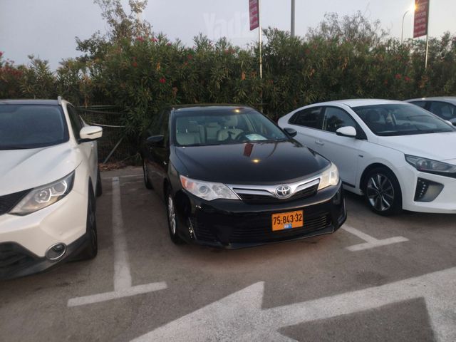 טויוטה קאמרי