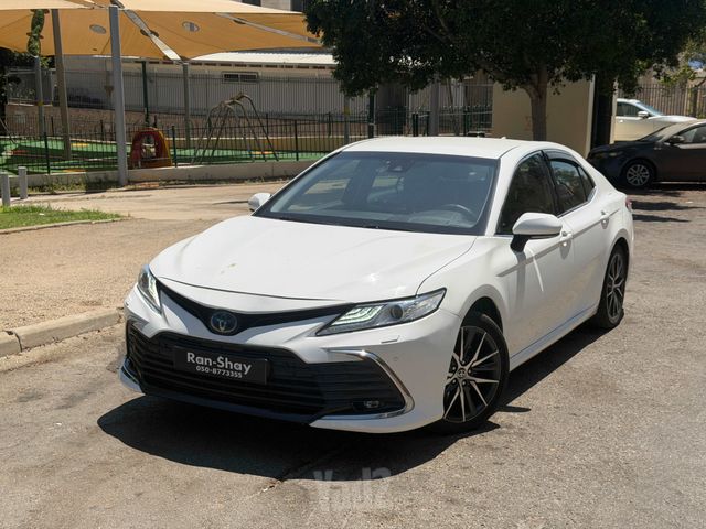 מודעת רכב טויוטה קאמרי
