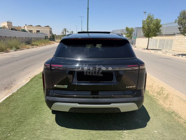 ג'אקו J7
