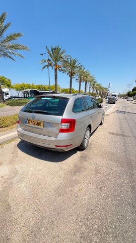 סקודה אוקטביה