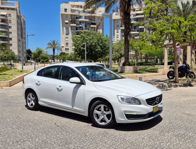 וולוו S60