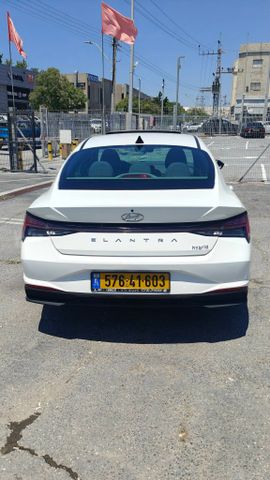 יונדאי אלנטרה