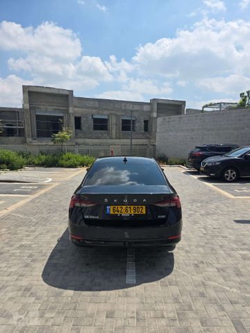 סקודה אוקטביה