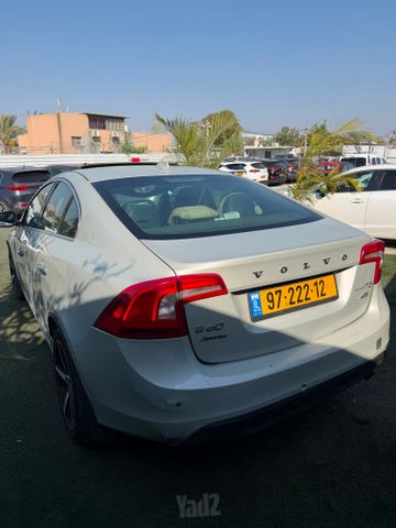וולוו S60