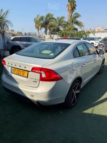 וולוו S60