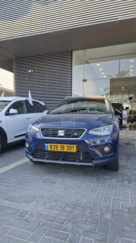 סיאט ארונה