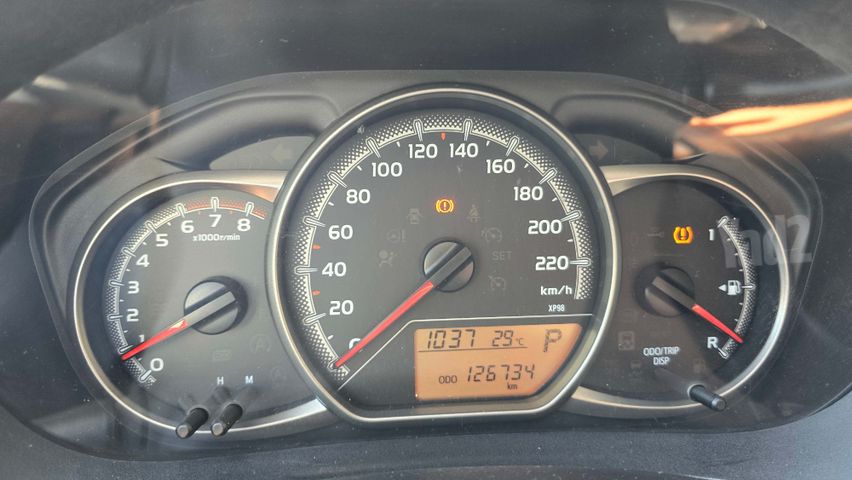 טויוטה יאריס