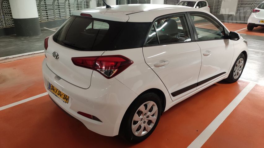 יונדאי i20