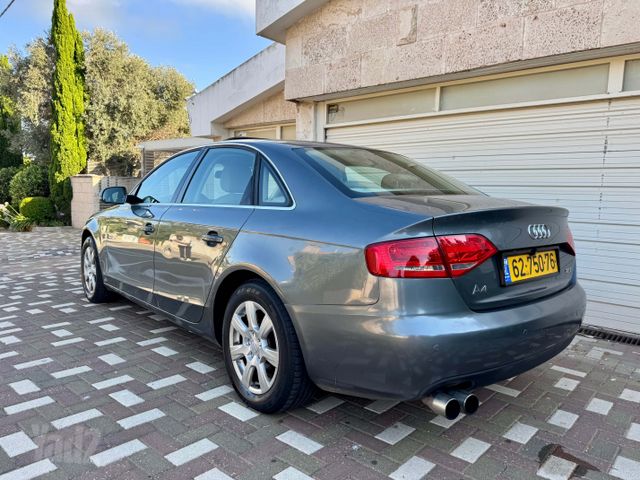 אאודי A4