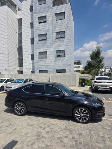 סקודה אוקטביה