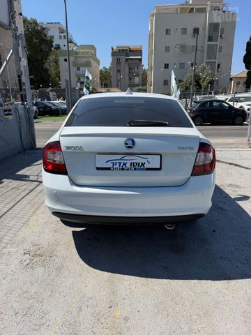 סקודה ראפיד