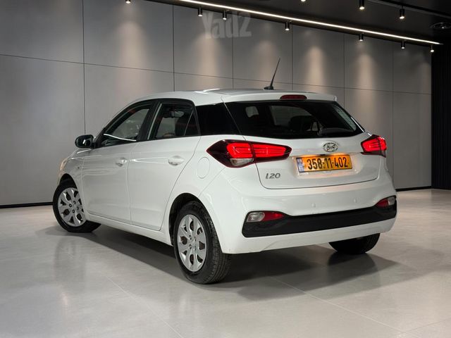 יונדאי i20