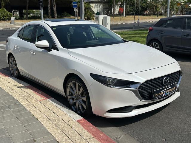 מאזדה 3