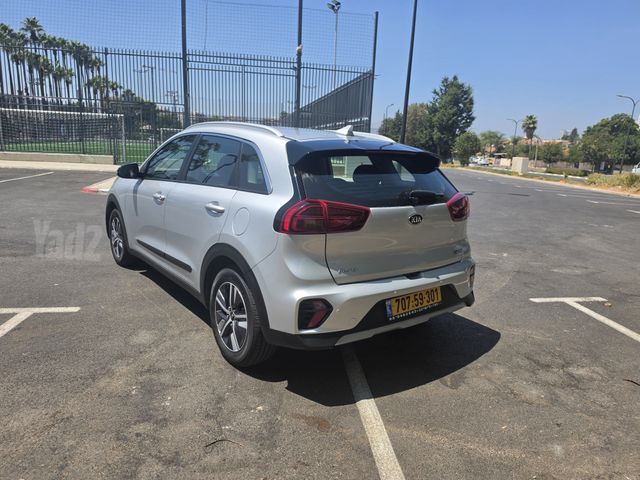 קיה נירו