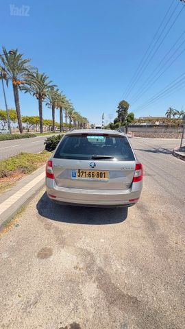 סקודה אוקטביה