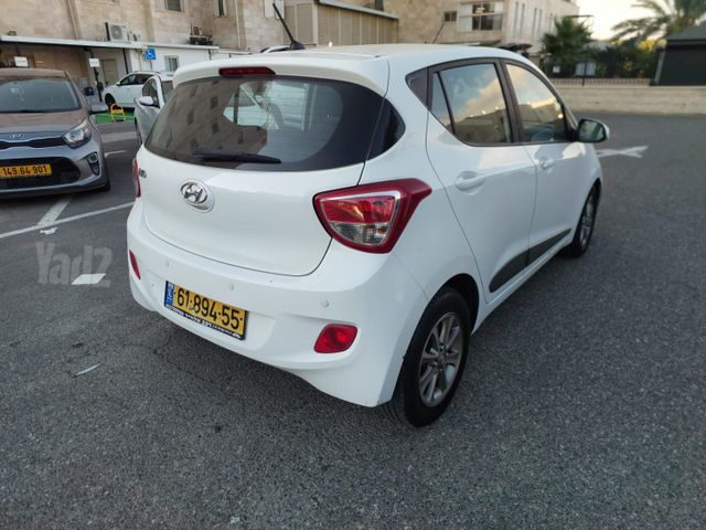 יונדאי i10