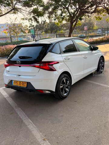 יונדאי i20