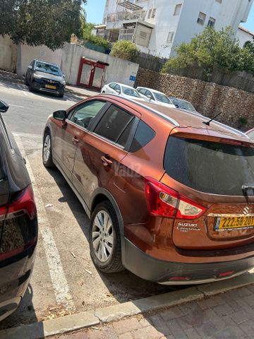 סוזוקי קרוסאובר