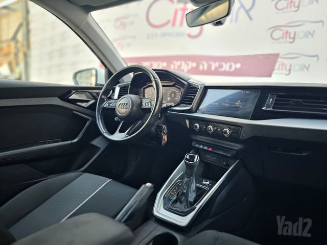 אאודי A1