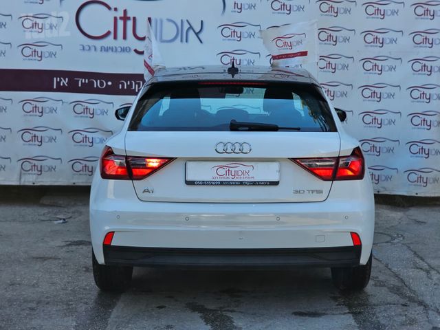 אאודי A1