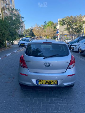 יונדאי i20
