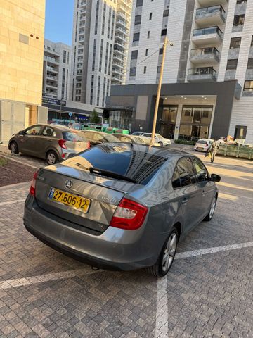 סקודה ראפיד