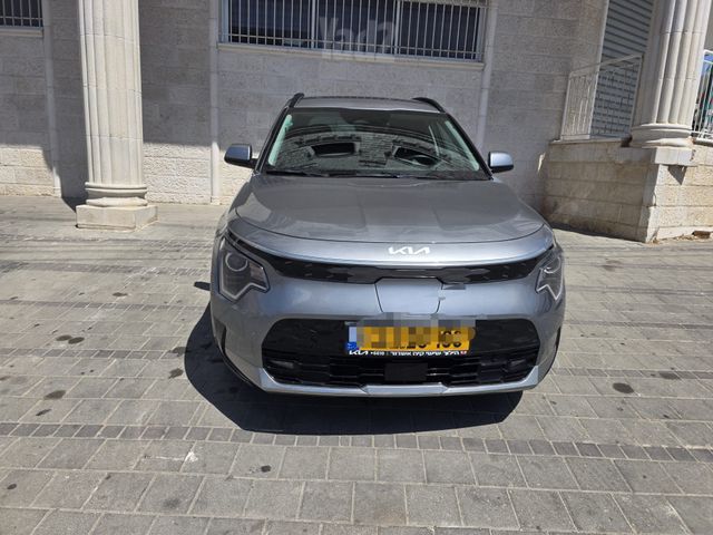 קיה נירו