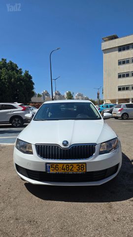 סקודה אוקטביה