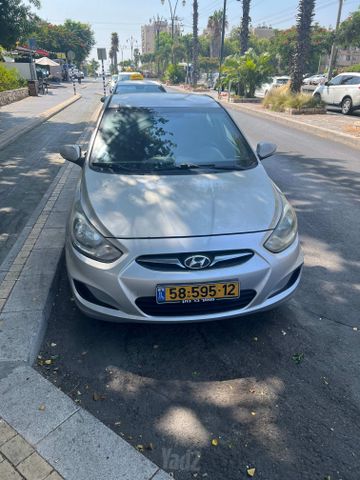 יונדאי אקסנט i25